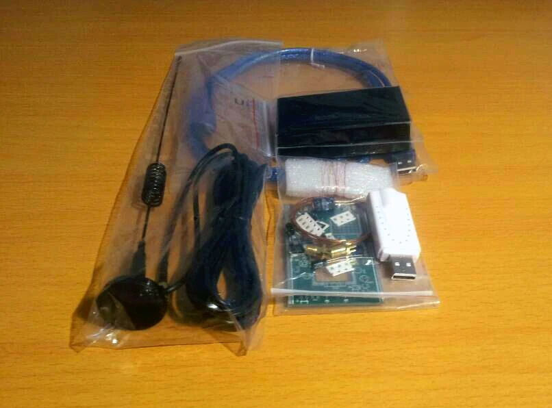 100khz-1.7 GHz software radio rtl-sdr receiver /suite one set