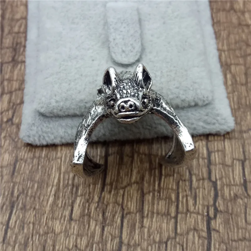 Elfin 2018 New Vintage Adjustable Bat Rings Fashion Cute Bat Jewellery Bradypus Ring For Women Men Anillos Mujer Warcraft