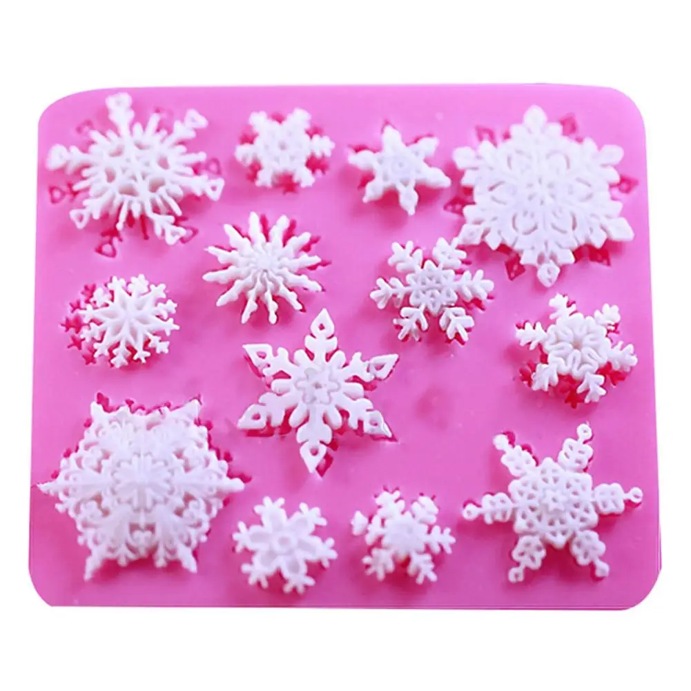 

Wholesale Christmas Cake Decorations DIY Baking Silicone Tool Snowflake Shape Biscuit Mold Random Color Delivery