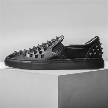 

Flat Sole genuine leather rivet casual loafer shoes minimalism fashion street handmade slip on leather shoes