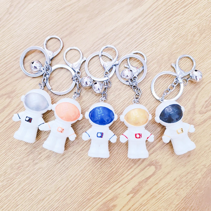 

cute Astronaut Keychain Spaceman Keychain Space Robot Personalized Creative Car Keyring Children's gift 2019 New hot sale