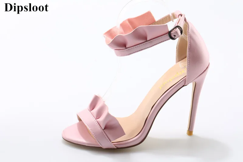 

Girls Sweety Flower Thin High Heels 2018 Sexy Peep Toe Woman Summer Gladiator Sandals Female Buckle Strap Pink Wedding Shoes