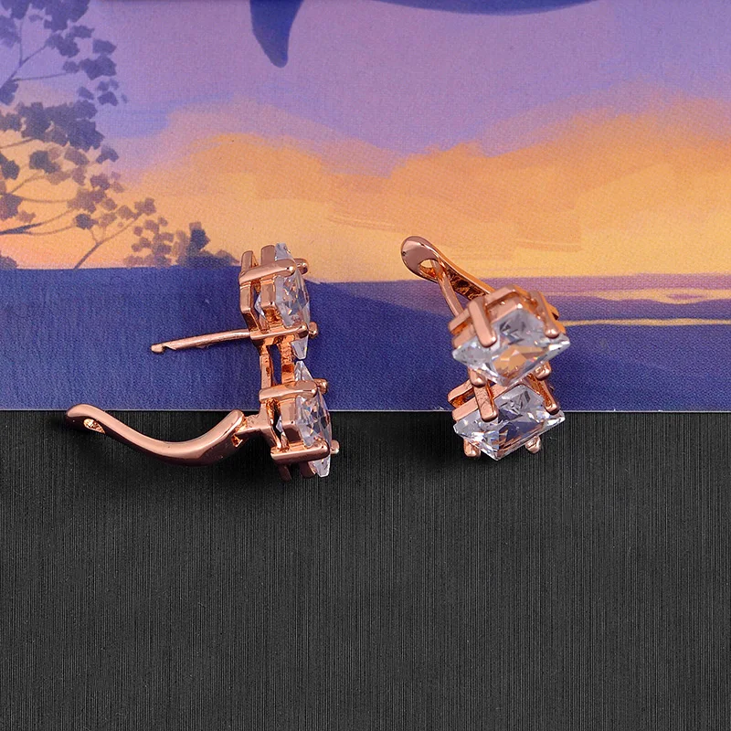 Ishowle квадратные сережки-гвоздики с кристаллами для женщин минимализм CZ Циркон розовое золото 585 корейские серьги модные ювелирные изделия esp25