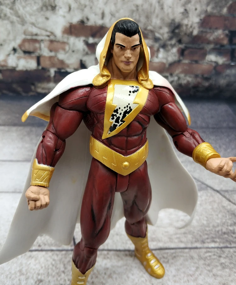 

18cm The New DC Comics Shazam PVC Action Figure Collection Toy