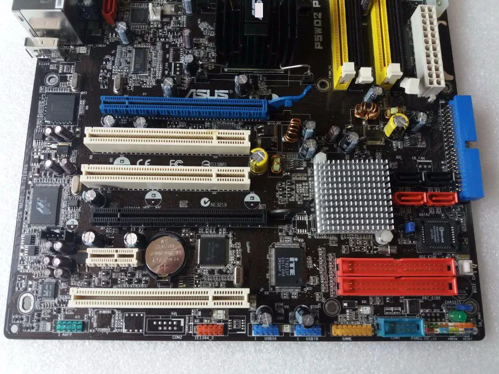 Для ASUS P5WD2 Premium 775 stitch Роскошная материнская плата DDR2 оригинальная б/у