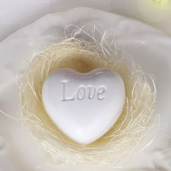 

Handmade Love Heart-shaped Design Bath Soap Dewaxing Moisturize Soap Wedding Party Love Nature Flavour Bath Soap Valentine Gift