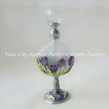

Retro Metal Empty Beautiful Flower Adornment Crafts Travel Gift Makeup Perfume Flat Bottle For Birthday Gift