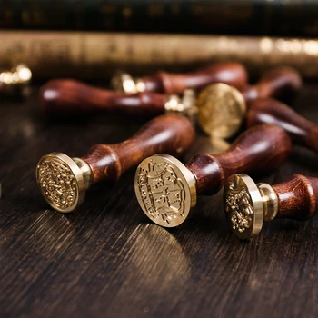 

1pcs Office Gadget Classic Wood Seal Stamp Tool Alphabet Letters Scrap Booking Invitation Letter / Sealing Wax Craft Stamp Tool