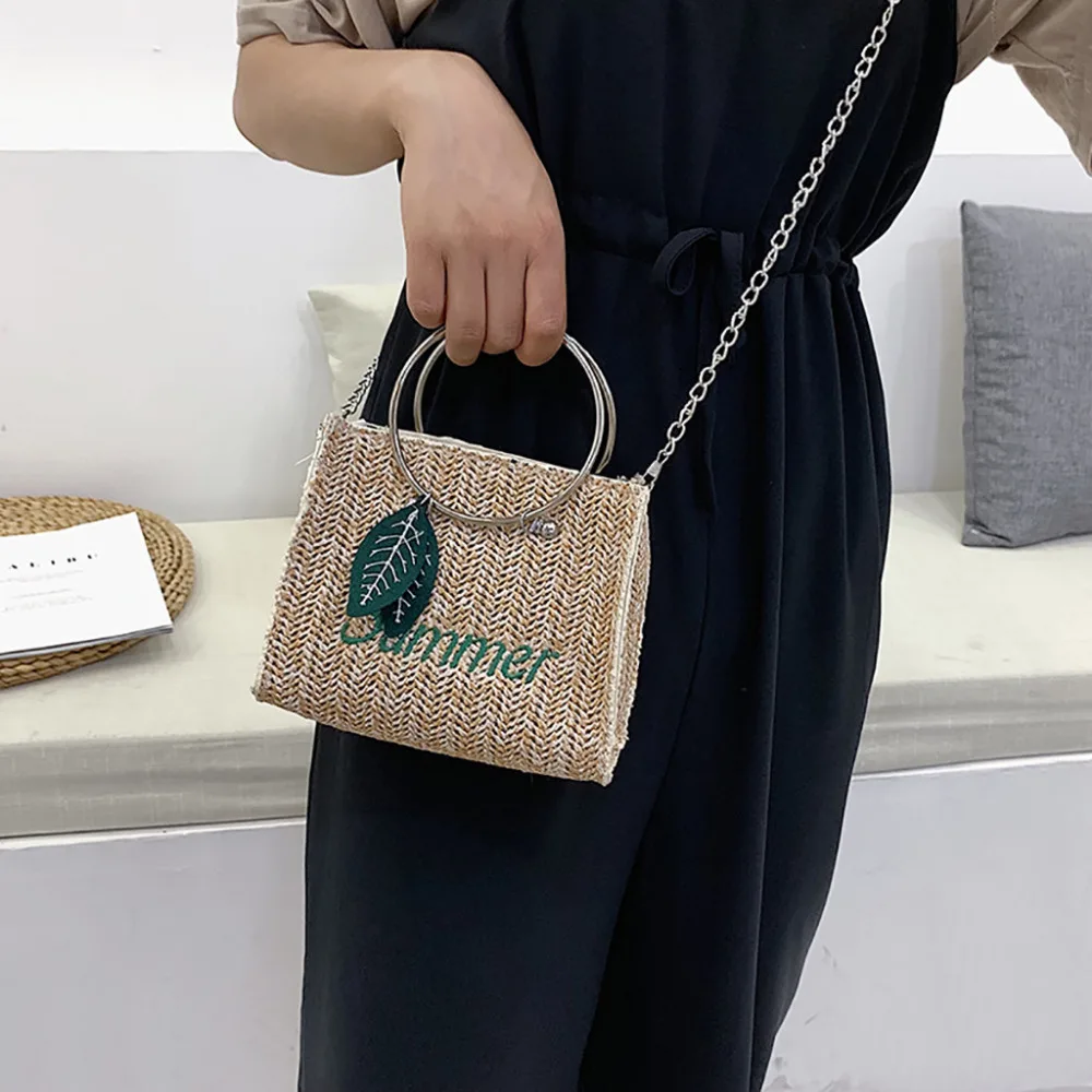 2019 Women's wild straw bag fashion chain leisure walking small square bag city sports walking pack sexy fanny pack 40J4 (4)