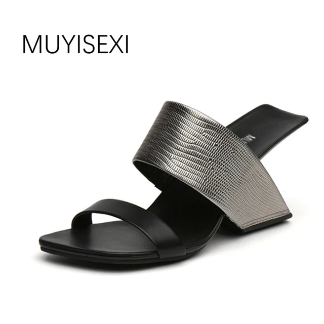 Slippers Women Summer Strange Fretwork High Heels Mixed Colors Ladies Shoes 8cm Wedges Shoes for Women 5 Colors HL41 MUYISEXI