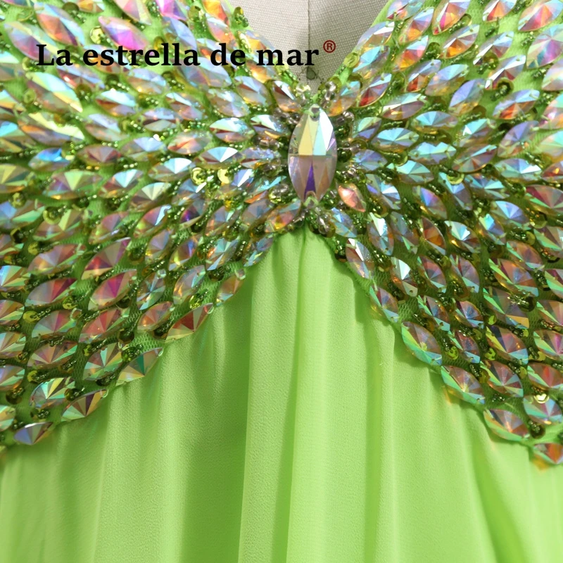Sukienka na wesele dla kobiety2018 Новый шифон Кристалл sexy v-образным вырезом Холтер Lline лаймовый зеленый нарядное платье Длинные Реальные фото