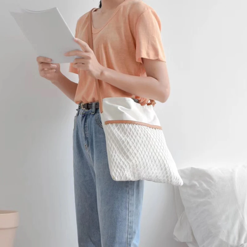

2019 New Canvas Cotton Bag Women Handbags Net Ladies Crossbody Shoulder Bag Japan Style Casual Panelled Student Bag Whole Sale