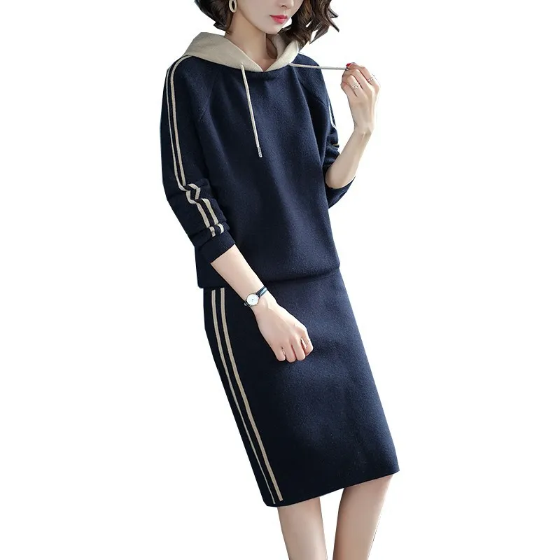 

Rlyaeiz Brand New 2018 Autumn Fashion 2 Piece Set Women Striped Hooded Knitting Pullover + Skirts Sporting Wear Female Tracksuit