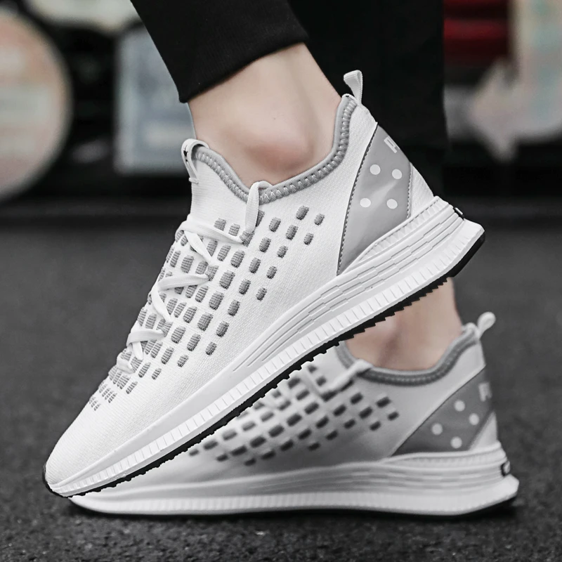 

2019 New Brand Male Light Soft Sport Shoes Men Fitness Stability Sneakers Men Athletic Trainers Lace Up Footwear Tennis Shoes