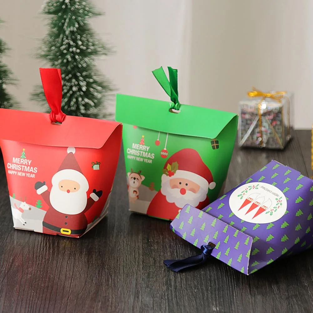 

50Pcs/Lot Xmas Santa Claus Snowman Candy Bags Christmas Party Decoration Supplies 6*6*10cm Paper Gifts Box Z40