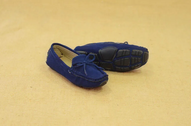 Обувь для родителей и детей; обувь для девочек; Кожаные Мокасины с бантом; детская обувь; повседневная обувь для малышей; замшевые мокасины на плоской подошве; 22-41