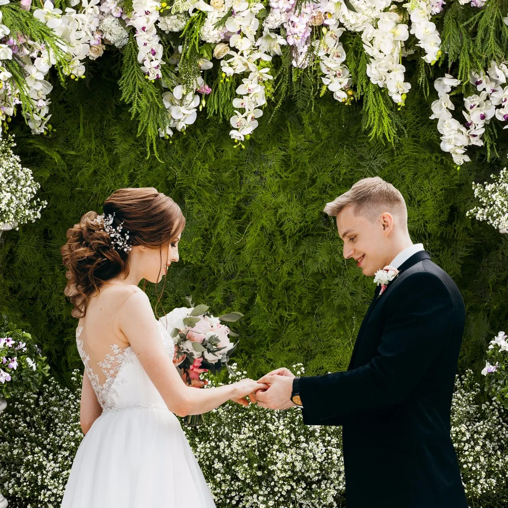 Allenjoy-vinyl-photographic-background-White-grass-flowers-to-celebrate-the-wedding-backdrop-photocall-professional-customize (1)