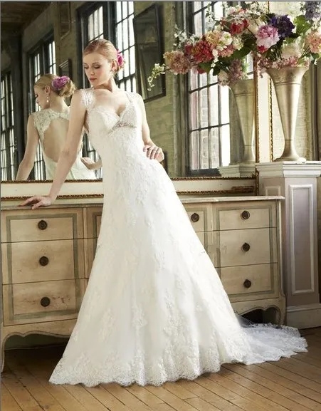 

free shipping Queen Anne romantic trumpet adorned soft venise lace appliques buttons zipper closure wedding dress bridal gown