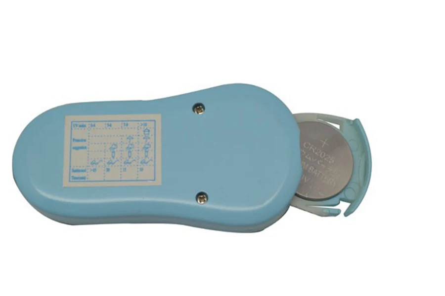 BestGift-for-skin-protect-Ultra-Violet-tester-UV-detector-UVmeter-pocket-handheld-with-keychain-time-display (1)