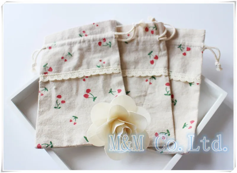 

Customized Logo 9*11cm cotton gift Bags sample Jewelry gift pouch