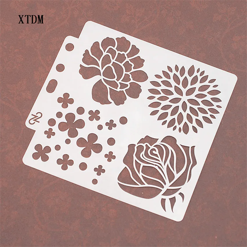 

Four-leaf clover plastic mold shield DIY cake scrapbook stencils hollow Embellishments printing lace ruler Valentine's Day
