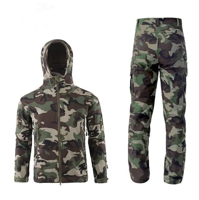 Hot Winter Men Outdoor Camping Hunting Hiking Camouflage Sets Tactical Waterproof Shark Skin Soft Shell Fleece Jacket Pants Suit - Цвет: wood digital