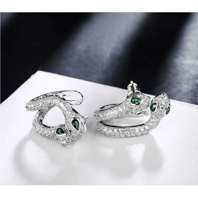 

2018 JINGYANG European and American personality snake ear clip Golden Snake ear nail micro Zircon Earrings fashion accessories