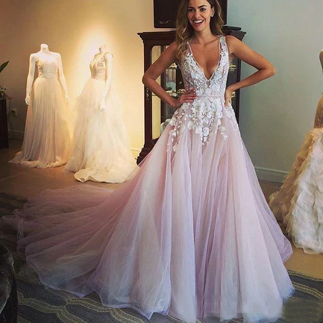 Designer Blush Wedding Dresses Arabic Dubai Tulle Gown White Designer Blush Wedding Dresses Arabic Dubai Tulle Gown White Lace Lique Bridal Dress Deep V