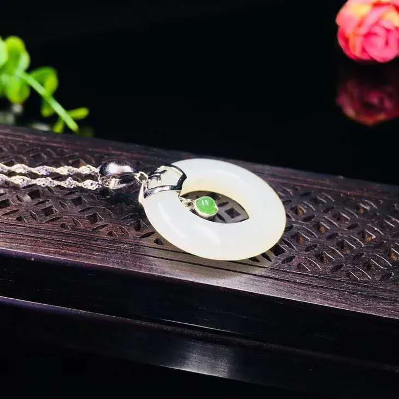 Натуральная хотанская подвеска с белым нефритом ювелирное изделие 925 пробы Серебряное ожерелье Подвески с бесплатной серебряной цепочкой