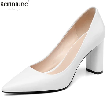 Karinluna Fashion Classic Square Heels Pointed Toe Pumps Women Shoes Slip On Cow Leather Office Lady Shoes Woman Pumps Female
Karinluna Fashion Classic Square Heels Pointed Toe Pumps Women Shoes Slip On Cow Leather Office Lady Shoes Woman Pumps Female