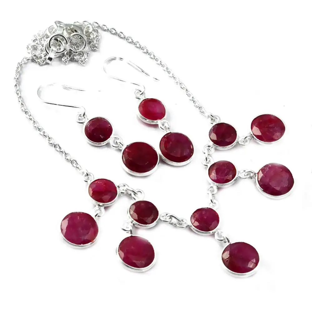 

NiaoZaiFei YunZaiKan Nature Ruby Necklace set 925 Sterling Silver, 42.5 cm, 2SN0004