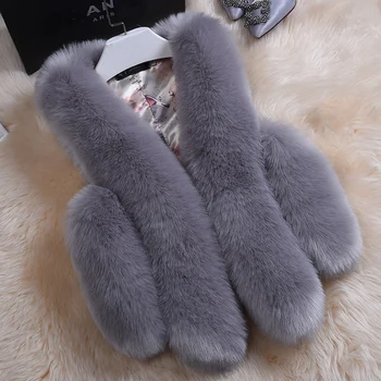 

2017 autumn and winter new imitation fox fur fur vest lady stitching stall short fashion temperament fur coat
