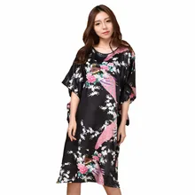 Сексуальный черный женский шелковый халат из искусственного шелка Ночная Рубашка летнее повседневное домашнее платье с принтом павлина пижамы плюс размер 6XL DP1101