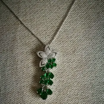 

green fashion necklace for women
