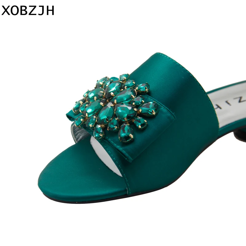 flat sandals