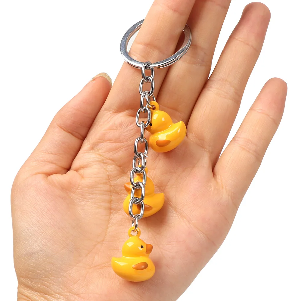 

Lovely Yellow Duck Bell Keychain Novelty Style Keychain String Car Bag Key Holder Children Key Ring Trendy New Year Fine Gift