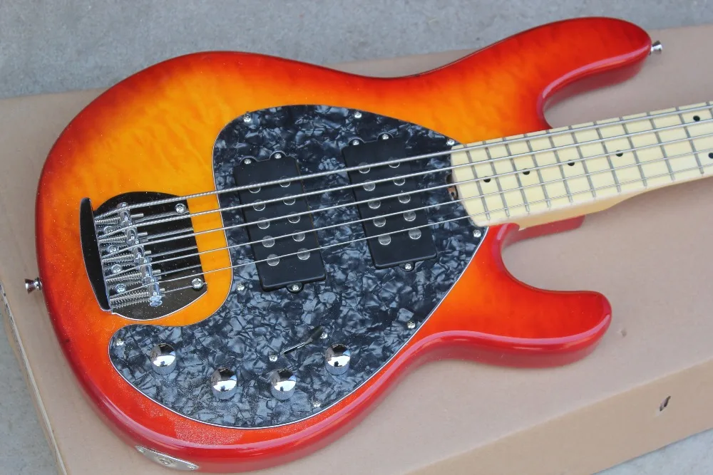 5-строка CS Цвет электрическая бас-гитара с кленовым грифом, хромированные изделия, предложение по индивидуальному заказу