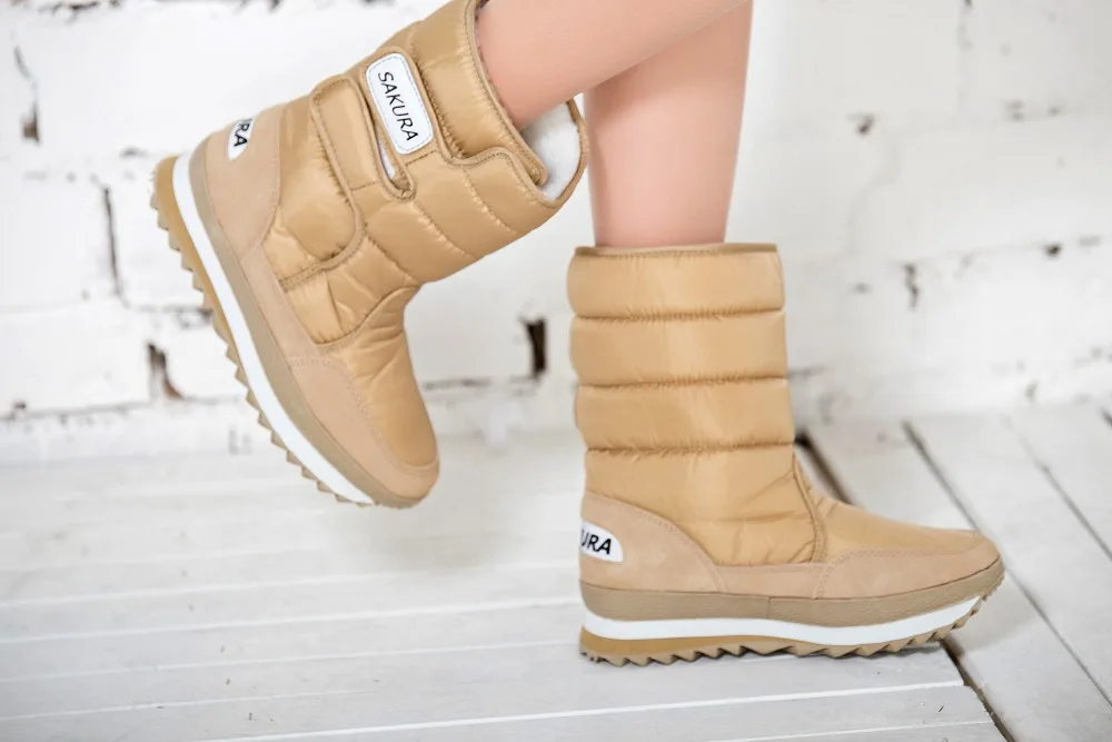 

2019 Hot Sale Women Snow Boots with Waterproof Surface and comfortable TPR sole for Winter Warm-up with Buckle Shoes Sandy Beige
