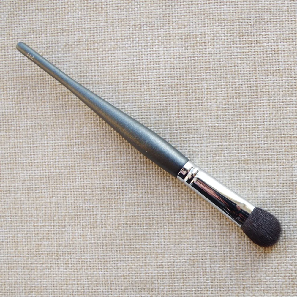 highlight brush nose highlight brush nose