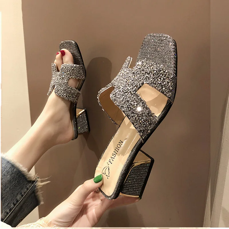 

2019 Heel Slippers Female Diamond Beach Sandals Fashion Bling Rhinestone Slippers Women Sequined Outdoor Slippers Woman