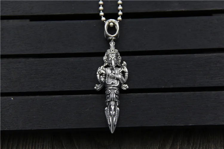 silver-dorje-pendant001b