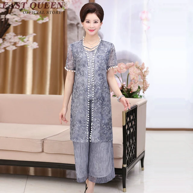 summer tops for older women
