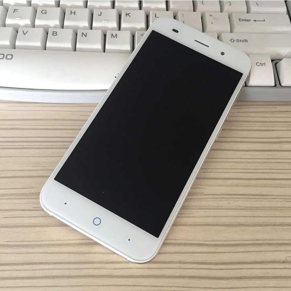 ZTE V6 X7 LCD Display With Frame White (10)