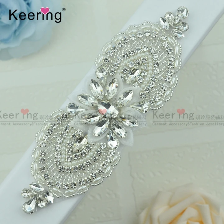 

Keering Fashion Handmade Flower Beaded Pearl Rhinestone Applique WRA-877