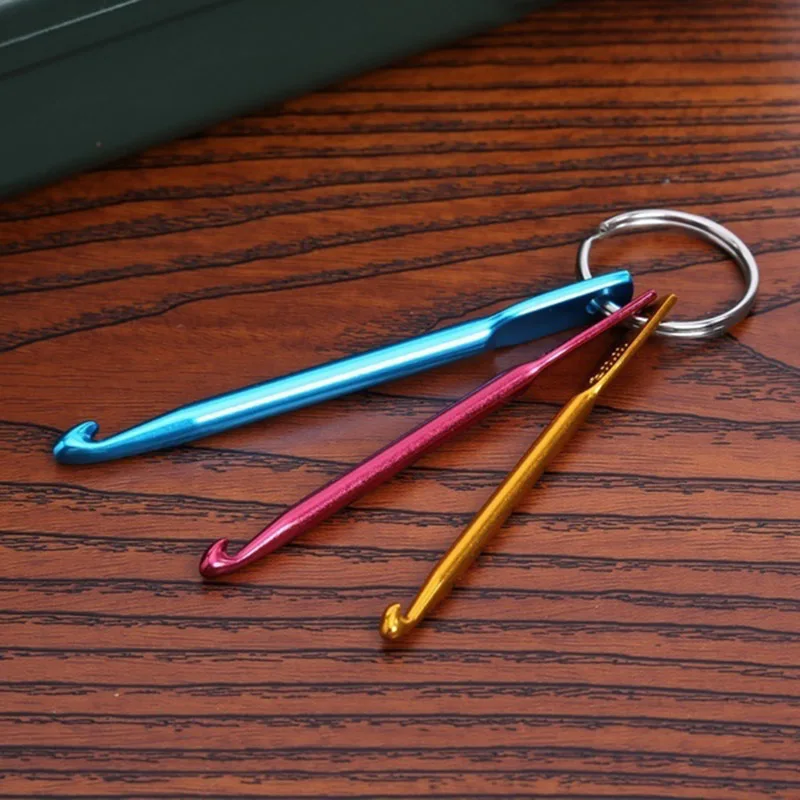 

Hot Sale 3 Pcs Crochet Hooks Key Chain Set Weaving Tools Crochet Needles