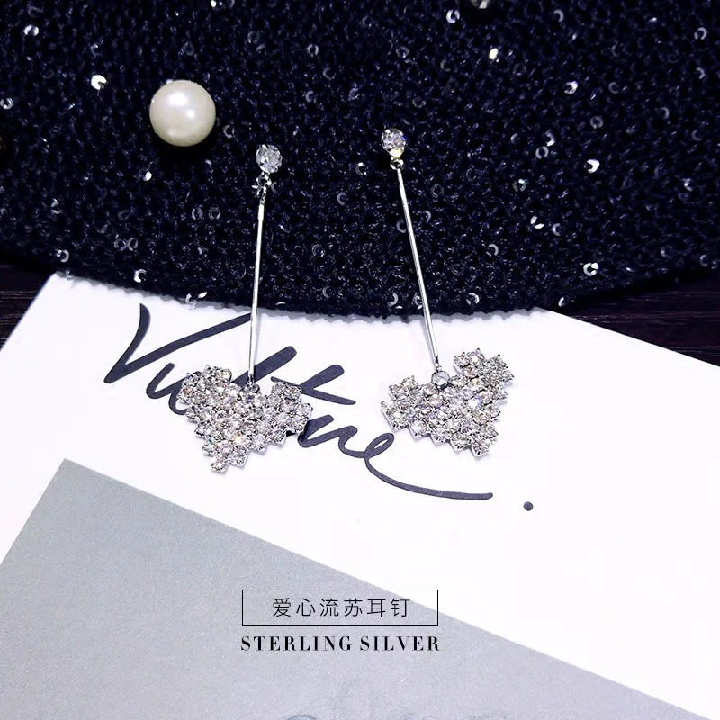 

Wholesale Sterling Silver Jewelry Earrings 925 Sterling Silver Crystal Heart Stud Earrings Brincos Pendientes de plata