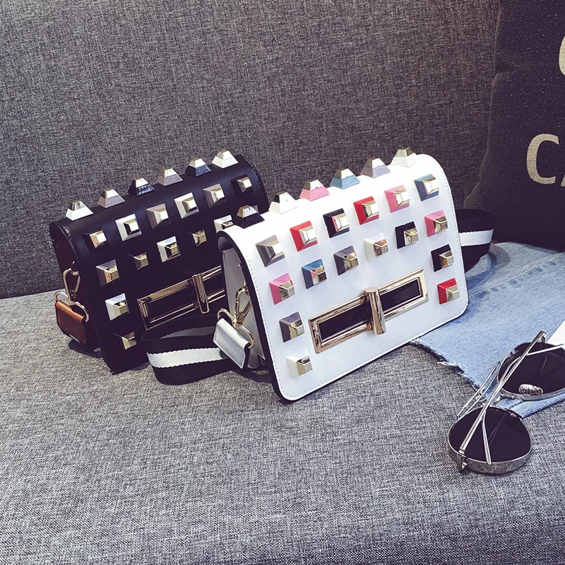 

2017 In Special Unisex Offer Flap Pocket Single Zipper The Autumn Of New Small European Color Rivet Bag Bags Handbag Shoulder