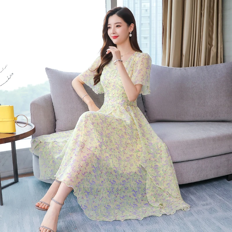 

High Quality Bohemian Style 2019 Summer New Arrival V Collar Butterfly Sleeve Flower Printed Woman Chiffon Long Dress