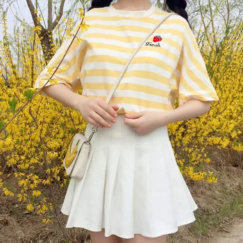 

Striped Strawberry Embroidery T-shirts Women Short Sleeve Loose Yellow Top Tees 2019 New Sweet Cute Stuff Female T-shirts