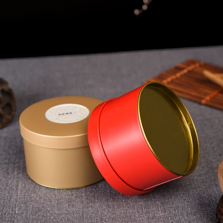 Xin Jia Yi Packaging 50 ml Round Silver Aluminum Tin Screw Top Aluminum Jar And Clear Cap High Quality Unique Cosmetic Container